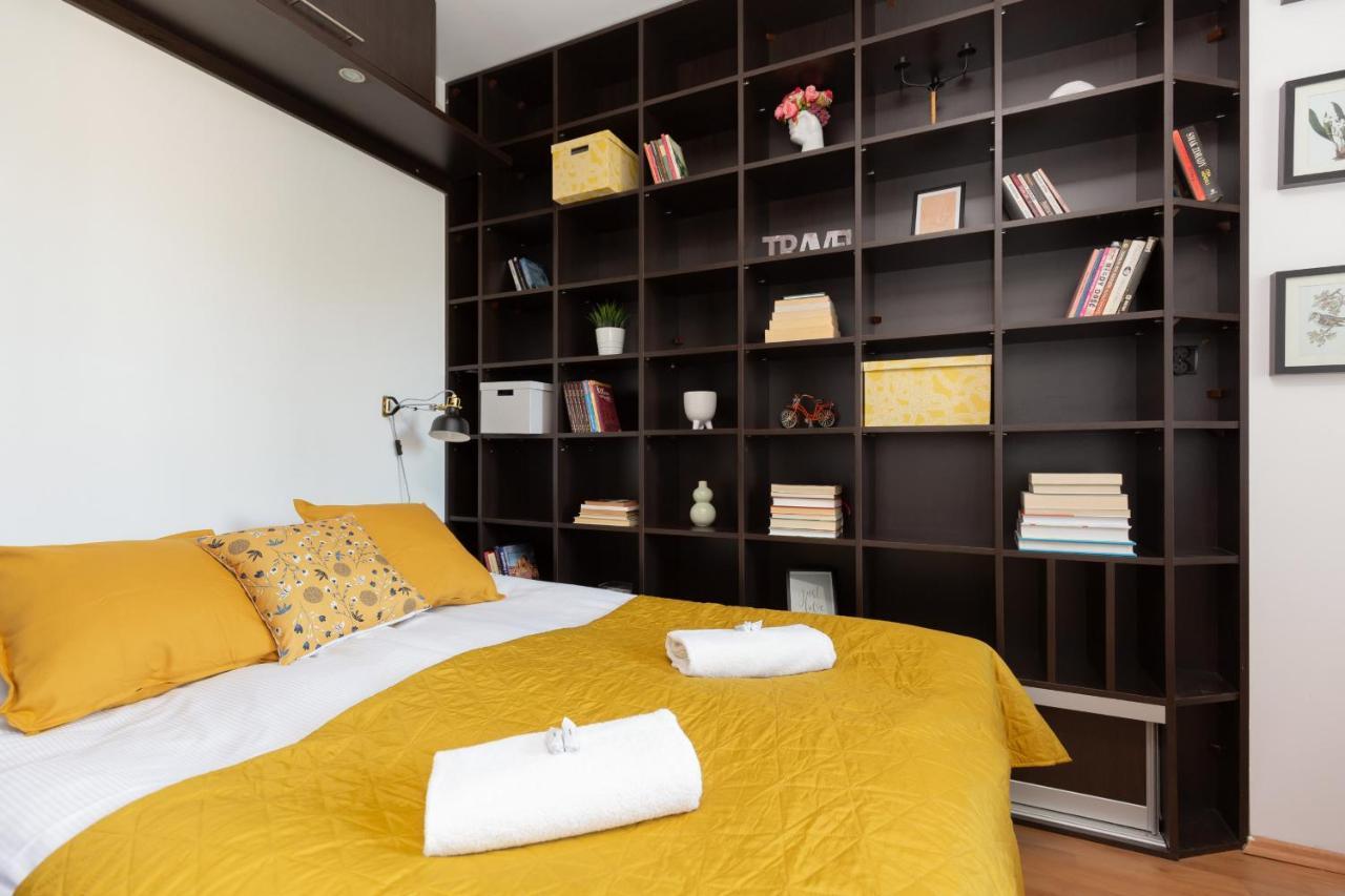 Cozy Apartment With Balcony Warszawa By Noclegi Renters Extérieur photo